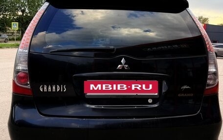 Mitsubishi Grandis, 2004 год, 480 000 рублей, 11 фотография