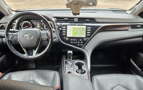 Toyota Camry, 2020 год, 3 100 000 рублей, 8 фотография