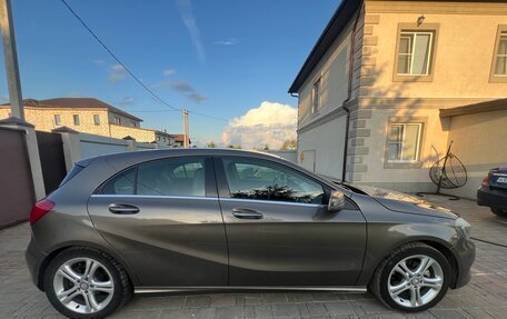 Mercedes-Benz A-Класс, 2013 год, 1 200 000 рублей, 3 фотография