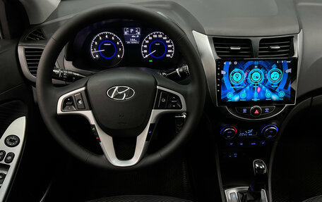 Hyundai Solaris II рестайлинг, 2016 год, 1 300 000 рублей, 13 фотография