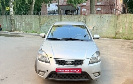 KIA Rio II, 2010 год, 490 000 рублей, 1 фотография