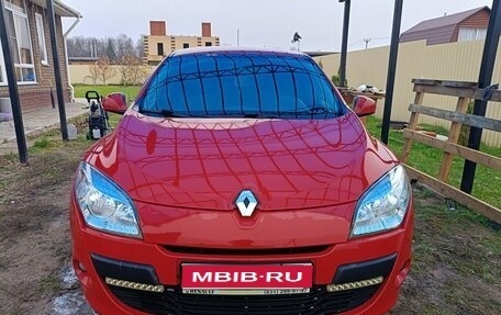 Renault Megane III, 2012 год, 800 000 рублей, 1 фотография