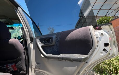 Subaru Forester, 2000 год, 350 000 рублей, 11 фотография
