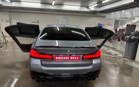 BMW 5 серия, 2021 год, 5 800 000 рублей, 2 фотография