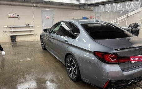 BMW 5 серия, 2021 год, 5 800 000 рублей, 5 фотография