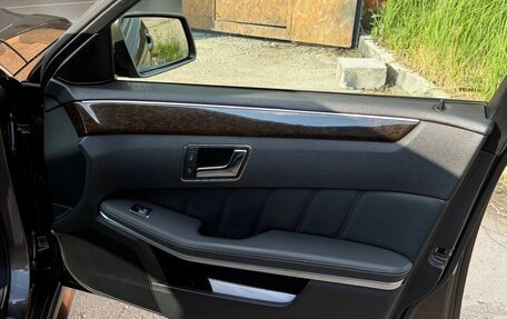 Mercedes-Benz E-Класс, 2011 год, 1 500 000 рублей, 7 фотография