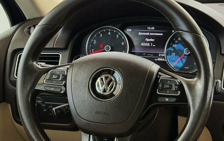 Volkswagen Touareg III, 2011 год, 1 770 000 рублей, 8 фотография