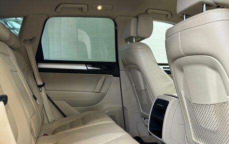 Volkswagen Touareg III, 2011 год, 1 770 000 рублей, 16 фотография