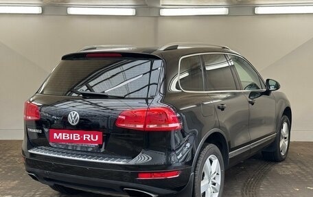 Volkswagen Touareg III, 2011 год, 1 770 000 рублей, 4 фотография