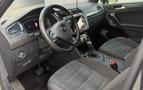 Volkswagen Tiguan II, 2019 год, 2 850 000 рублей, 8 фотография