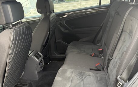 Volkswagen Tiguan II, 2019 год, 2 850 000 рублей, 10 фотография