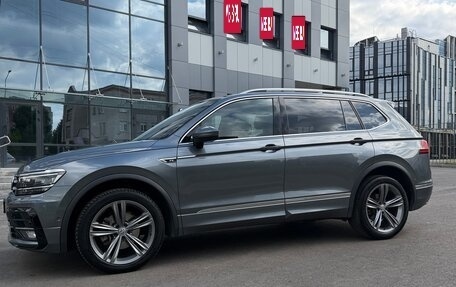 Volkswagen Tiguan II, 2019 год, 2 850 000 рублей, 4 фотография