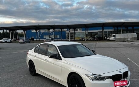 BMW 3 серия, 2013 год, 1 475 000 рублей, 10 фотография