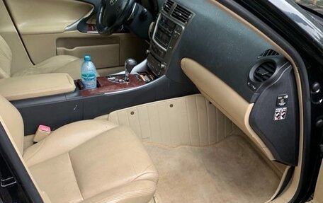 Lexus IS II рестайлинг 2, 2007 год, 650 000 рублей, 9 фотография