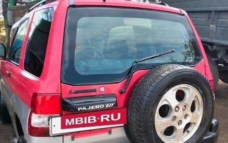 Mitsubishi Pajero iO, 1998 год, 300 000 рублей, 2 фотография