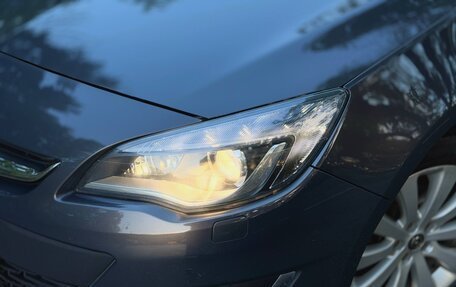 Opel Astra J, 2013 год, 900 000 рублей, 3 фотография