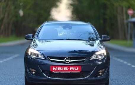 Opel Astra J, 2013 год, 900 000 рублей, 5 фотография