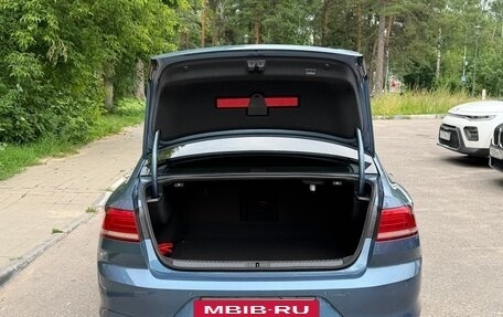 Volkswagen Passat B8 рестайлинг, 2015 год, 1 670 000 рублей, 8 фотография