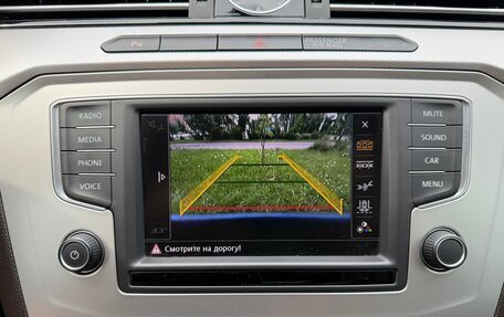 Volkswagen Passat B8 рестайлинг, 2015 год, 1 670 000 рублей, 14 фотография