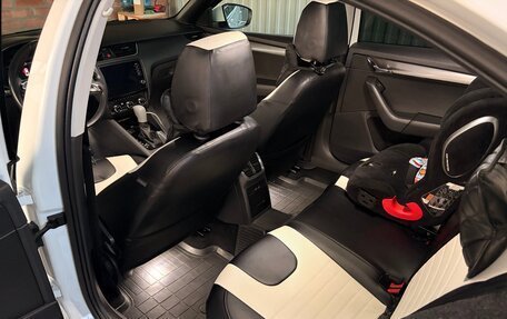 Skoda Octavia, 2019 год, 1 700 000 рублей, 14 фотография