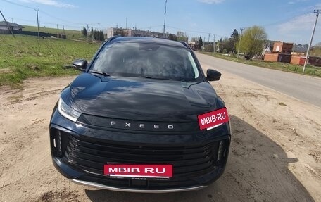 CheryExeed TXL, 2022 год, 2 450 000 рублей, 7 фотография