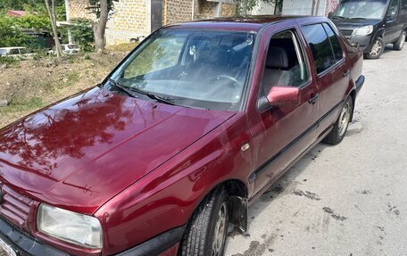 Volkswagen Vento, 1992 год, 199 000 рублей, 4 фотография