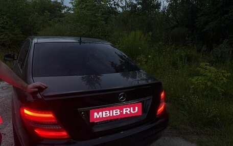 Mercedes-Benz C-Класс, 2012 год, 1 300 000 рублей, 4 фотография