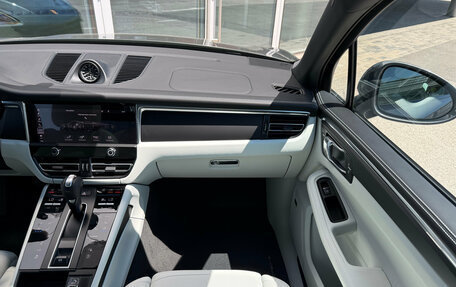 Porsche Macan I рестайлинг, 2026 год, 12 390 000 рублей, 24 фотография