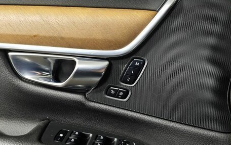 Volvo S90 II рестайлинг, 2020 год, 3 395 000 рублей, 22 фотография