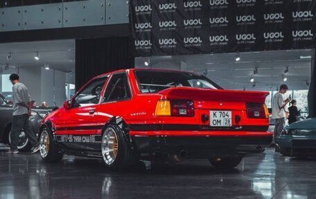 Toyota Corolla Levin IV (AE85/AE86), 1984 год, 1 400 000 рублей, 5 фотография