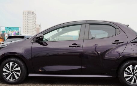 Toyota Yaris, 2021 год, 1 150 000 рублей, 5 фотография