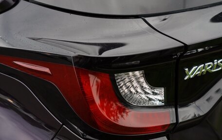 Toyota Yaris, 2021 год, 1 150 000 рублей, 10 фотография