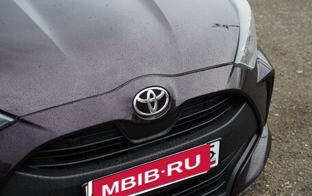 Toyota Yaris, 2021 год, 1 150 000 рублей, 6 фотография