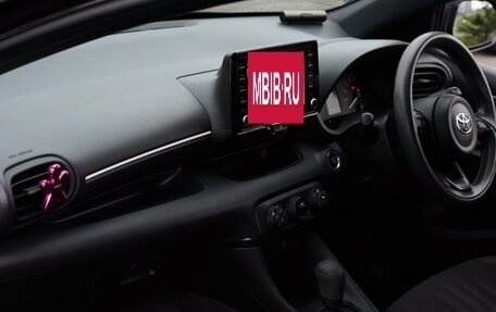 Toyota Yaris, 2021 год, 1 150 000 рублей, 14 фотография