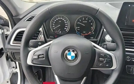 BMW 1 серия, 2023 год, 1 375 000 рублей, 9 фотография