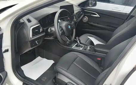 BMW 1 серия, 2023 год, 1 375 000 рублей, 15 фотография