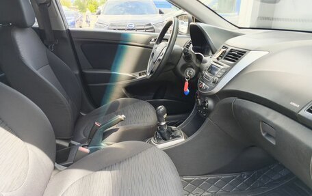 Hyundai Solaris II рестайлинг, 2016 год, 650 000 рублей, 10 фотография