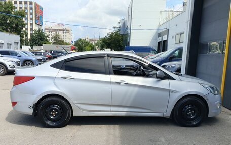 Hyundai Solaris II рестайлинг, 2016 год, 650 000 рублей, 4 фотография