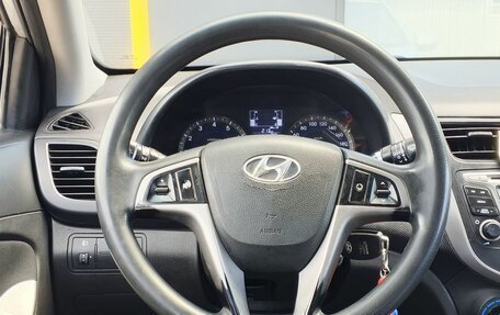 Hyundai Solaris II рестайлинг, 2016 год, 650 000 рублей, 13 фотография