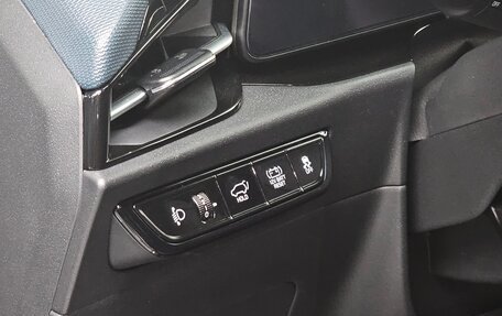 KIA Niro, 2022 год, 2 100 008 рублей, 8 фотография