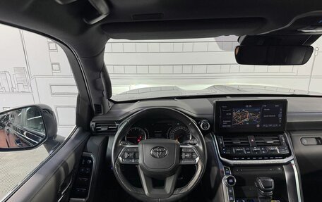Toyota Land Cruiser, 2023 год, 11 200 000 рублей, 16 фотография
