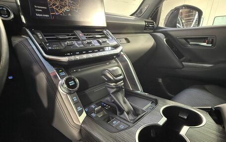 Toyota Land Cruiser, 2023 год, 11 200 000 рублей, 20 фотография