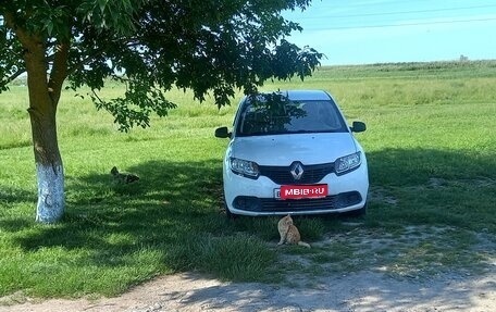 Renault Logan II, 2017 год, 460 000 рублей, 1 фотография