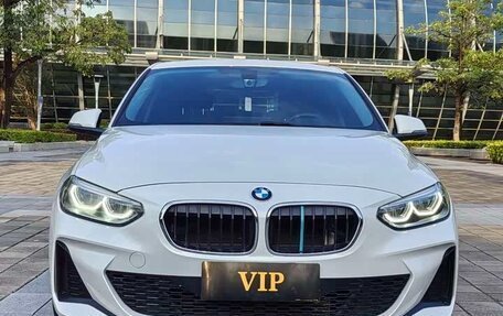 BMW 1 серия, 2021 год, 1 250 000 рублей, 2 фотография