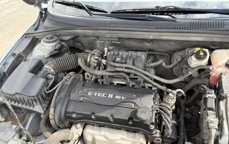 Chevrolet Cruze II, 2010 год, 700 000 рублей, 10 фотография