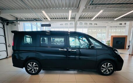 Honda Stepwgn IV, 2017 год, 1 799 000 рублей, 7 фотография