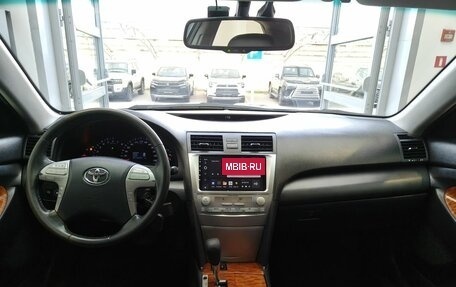 Toyota Camry, 2010 год, 1 270 000 рублей, 8 фотография