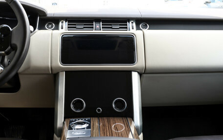 Land Rover Range Rover IV рестайлинг, 2018 год, 6 098 000 рублей, 16 фотография