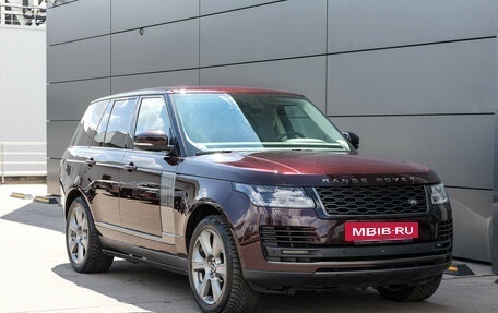 Land Rover Range Rover IV рестайлинг, 2018 год, 6 098 000 рублей, 3 фотография