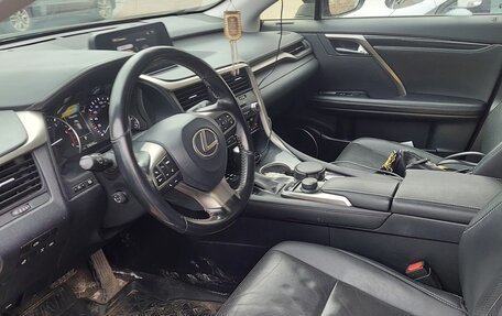 Lexus RX IV рестайлинг, 2017 год, 3 100 000 рублей, 5 фотография